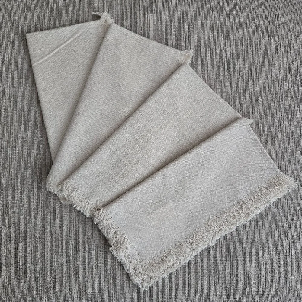 NEW Crate&Barrel Craft Birch Beige Organic Cotton Fringe Napkin, Set of 4